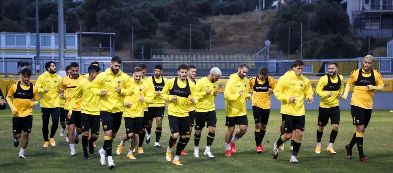 ΑΕΚ: Στην αγορά για την ενίσχυση του δεξιού άκρου της άμυνας της